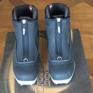 NWOT Rossignol M 10.5 / W 11.5 XCtry boots